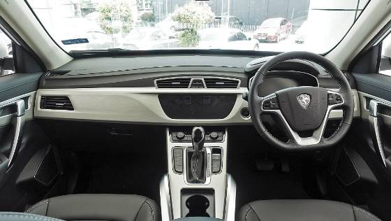 2018 Proton X70 1.8 TGDI Executive AWD Interior 001