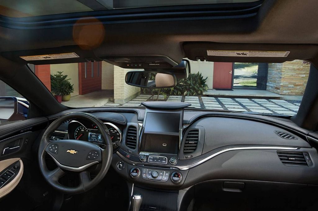 Chevrolet Impala (2019) Interior 002