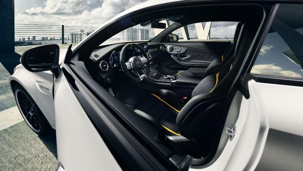 2018 Mercedes-Benz AMG C-Class Coupe C 63 S Interior 005