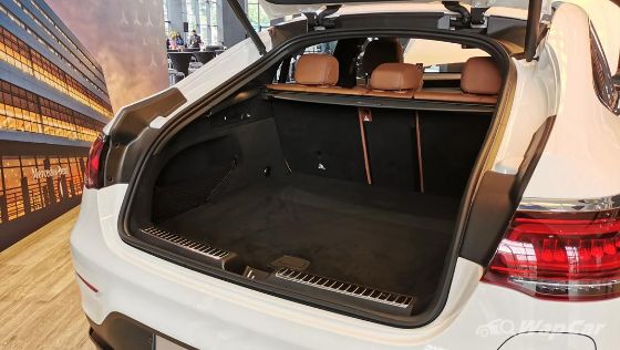 2022 Mercedes-Benz GLC Coupe 300e Interior 008
