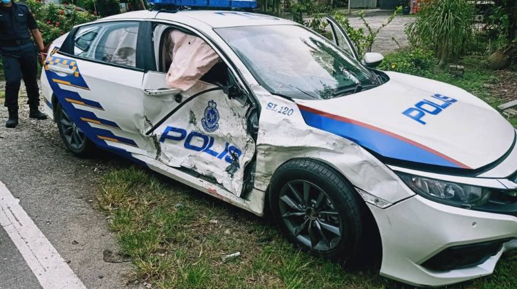 Pick-up truck T-bones Honda Civic police car; 3 officers injured