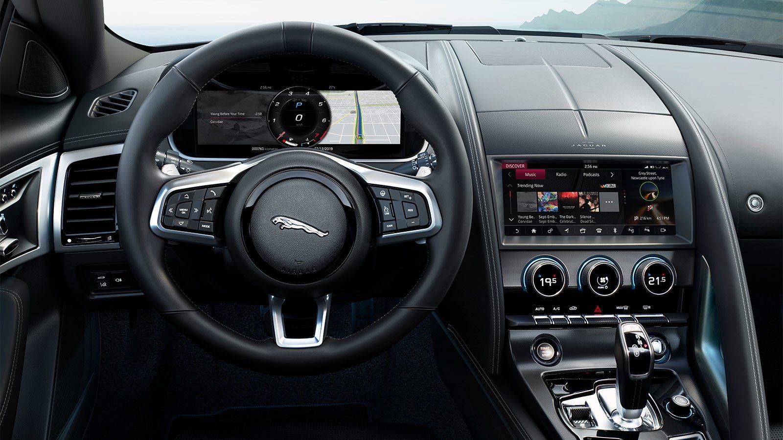 2020 Jaguar F‑TYPE Coupe Interior 002
