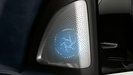 BMW X7 (2019) Interior 008