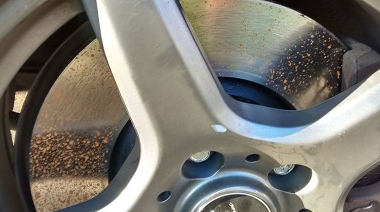 Brake disc rust - Is it dangerous? What should you do about it?