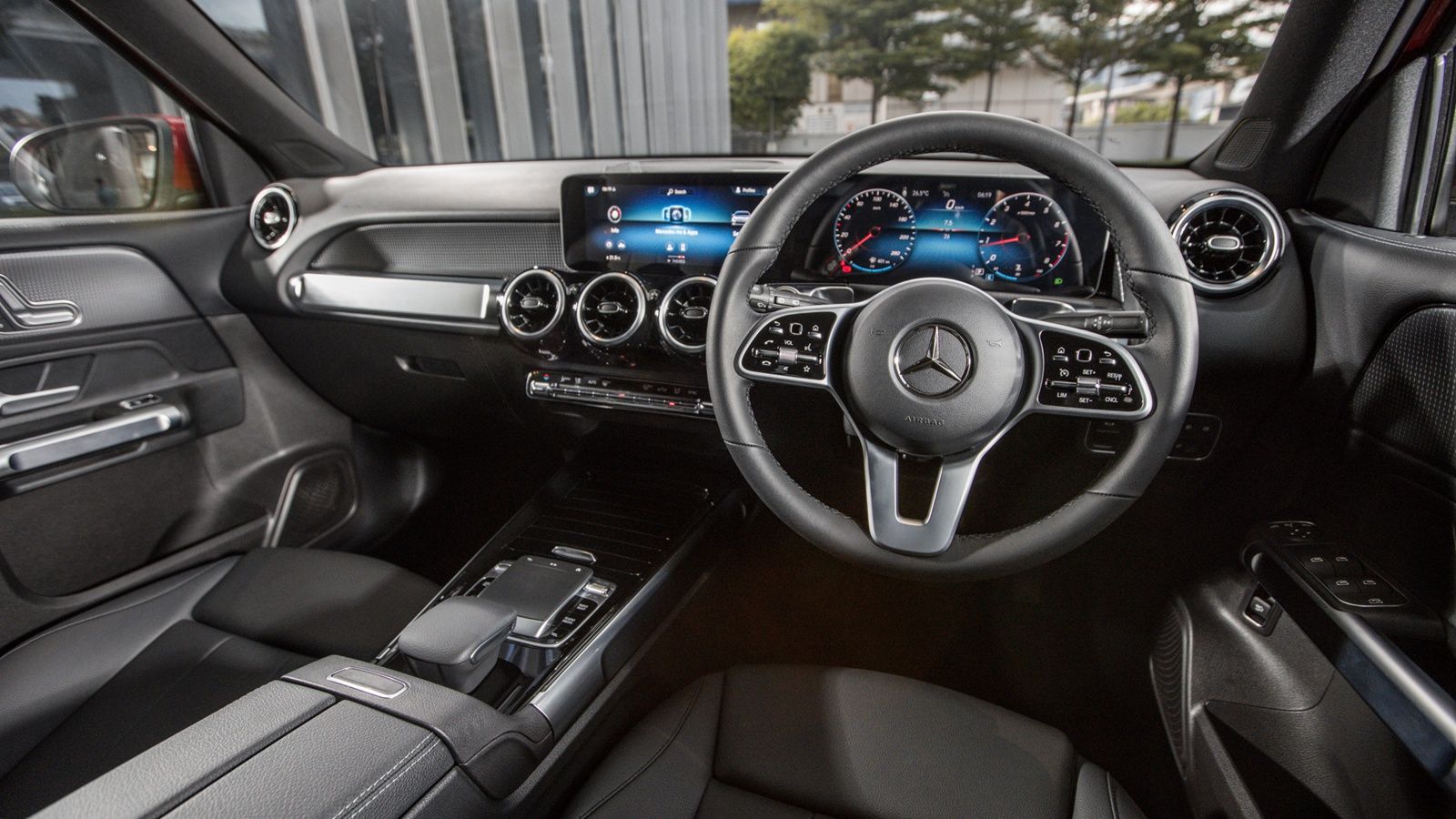 2020 Mercedes-Benz GLB 200 Progressive Line Interior 002