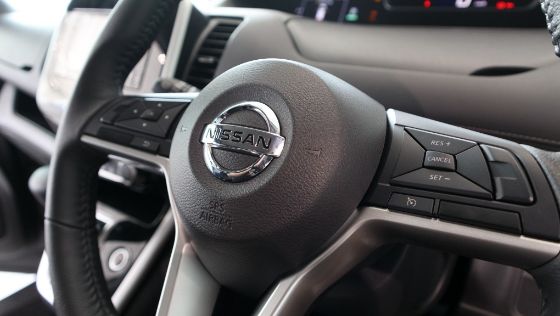 2018 Nissan Serena S-Hybrid Highway Star 2.0 Interior 007