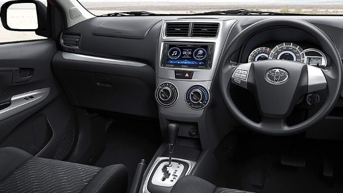 Toyota Avanza (2019) Interior 001