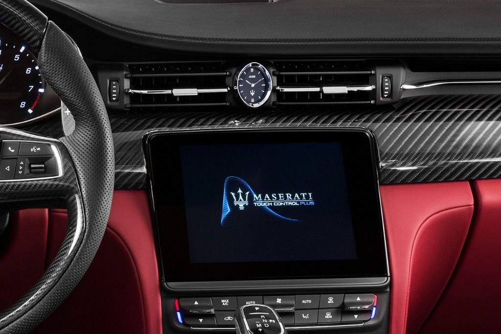 Maserati Quattroporte (2019) Interior 003
