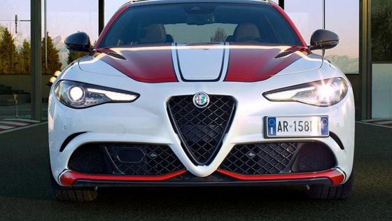 Alfa Romeo Quadrifoglio (2019) Exterior 003