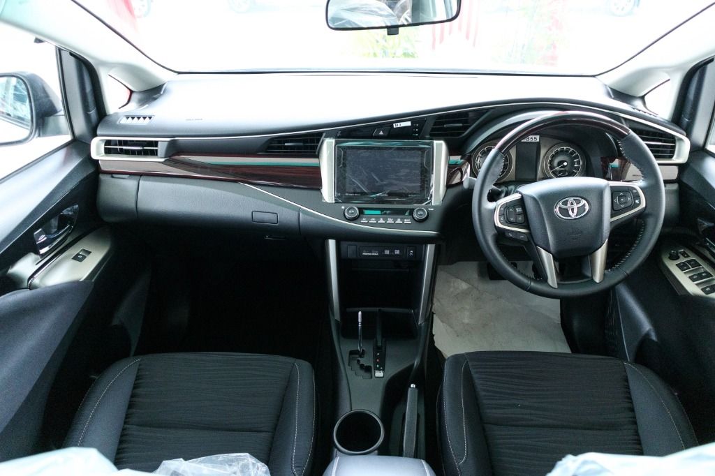 2018 Toyota Innova 2.0G (A) Interior 001