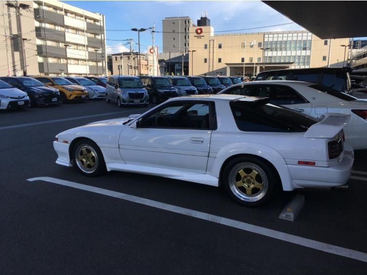 Japanese man auctions off 1989 Toyota Supra A70 to pay for his cat’s medical bills