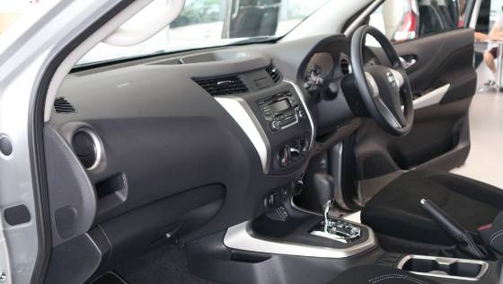 2018 Nissan Navara Single Cab 2.5 (M) Interior 003