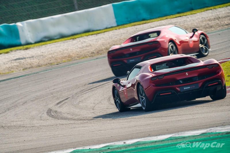 This is how you make loyalists of the brand: 2022 Ferrari 296 GTB tested around Sepang! 10