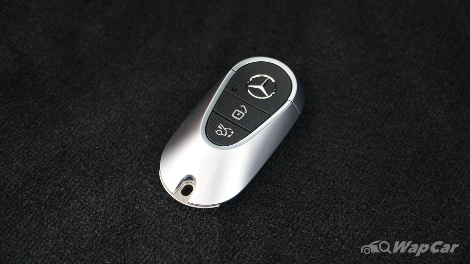 2023 Mercedes-Benz GLC 300 4MATIC (CKD)) Others 001