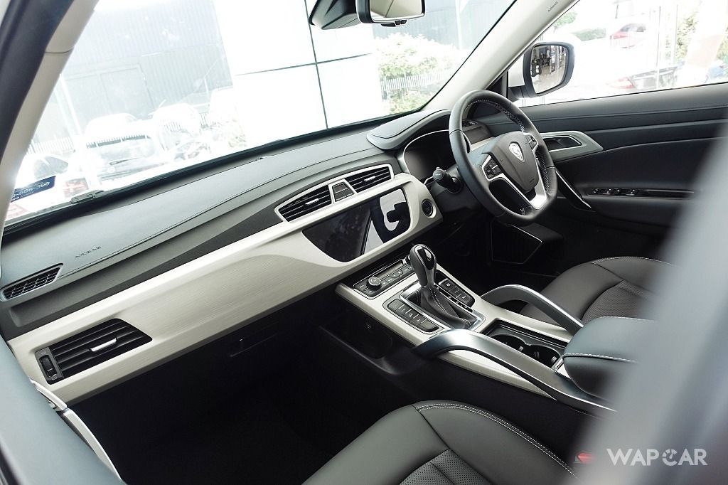 2018 Proton X70 1.8 TGDI Executive AWD Interior 003