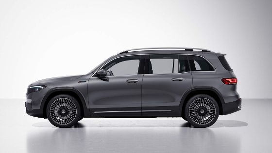 2022 Mercedes-Benz EQB Upcoming Version Exterior 002