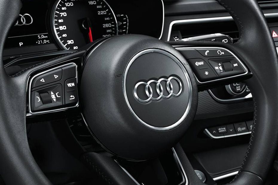 Audi A4 (2019) Interior 004