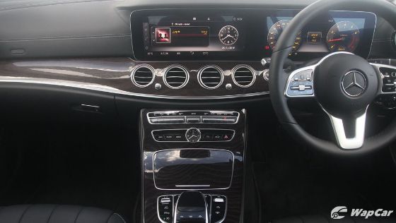 2019 Mercedes-Benz E-Class E 300 Exclusive Line Interior 001