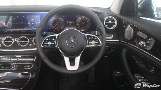 2019 Mercedes-Benz E-Class E 300 Exclusive Line Interior 003