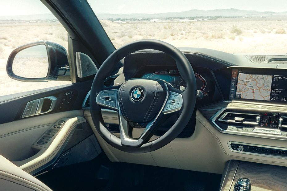 BMW X7 (2019) Interior 003