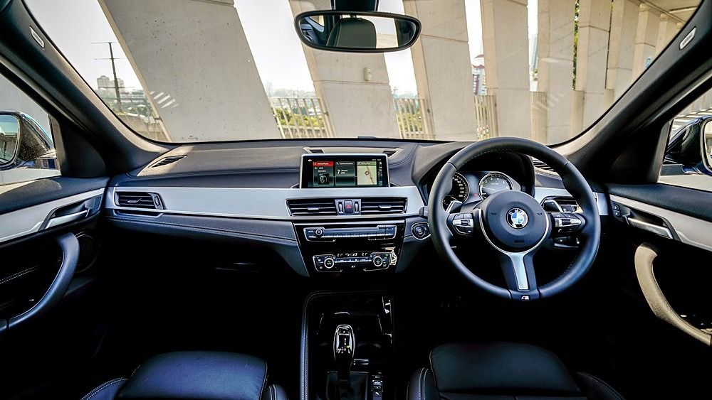 2020 BMW X1 sDrive20i M SPORT Interior 001