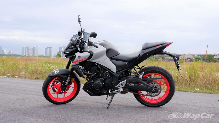 Rebiu: Yamaha MT-25 2020 - definisi sebenar motosikal 'besar' yang mudah dikendalikan!