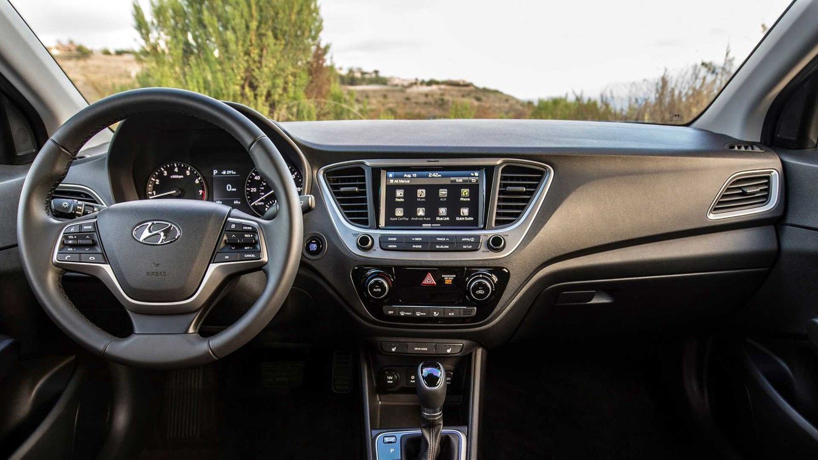 2023 Hyundai Accent 1.6 GDi 6 Speed Manual FF 2WD Interior 002