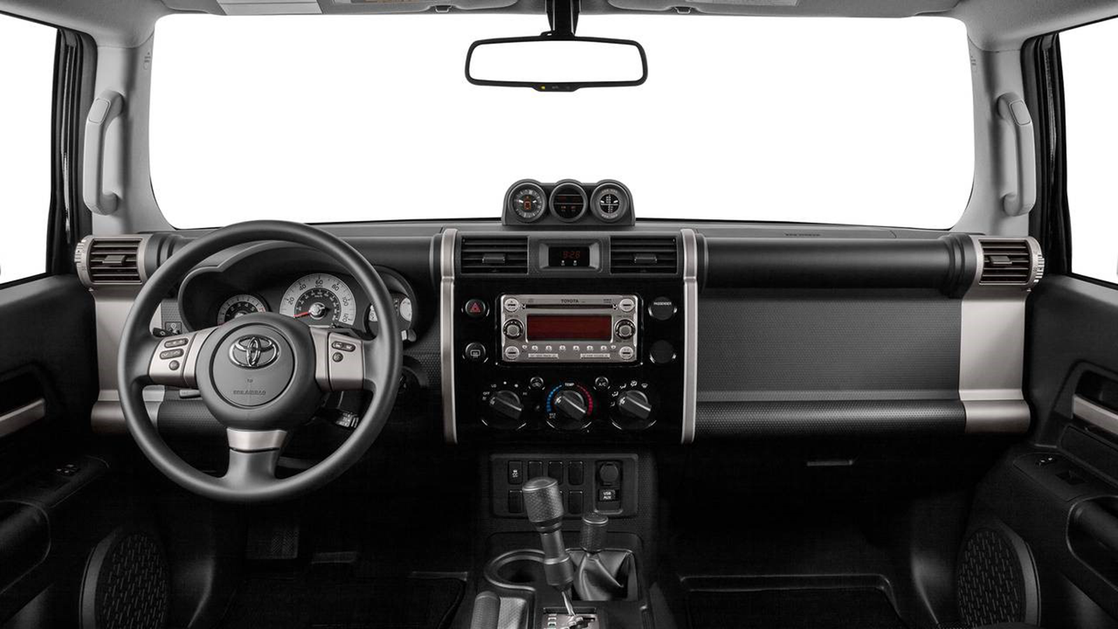 2014 Toyota FJ Cruiser 4.0L V6 Interior 001