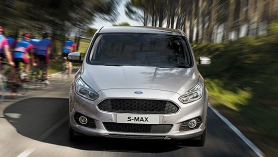 Ford S-MAX (2017) Exterior 004