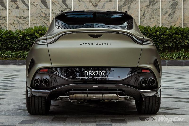 2022 Aston Martin DBX 707 Exterior 005