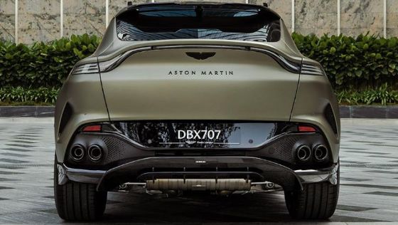 2022 Aston Martin DBX 707 Exterior 005