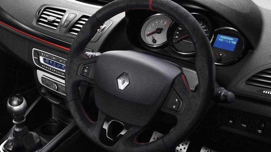 Renault Megane RS  (2015) Interior 002