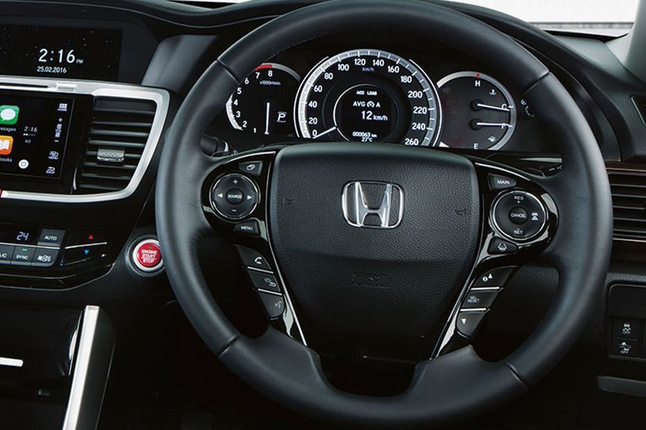 Honda Accord (2018) Interior 002