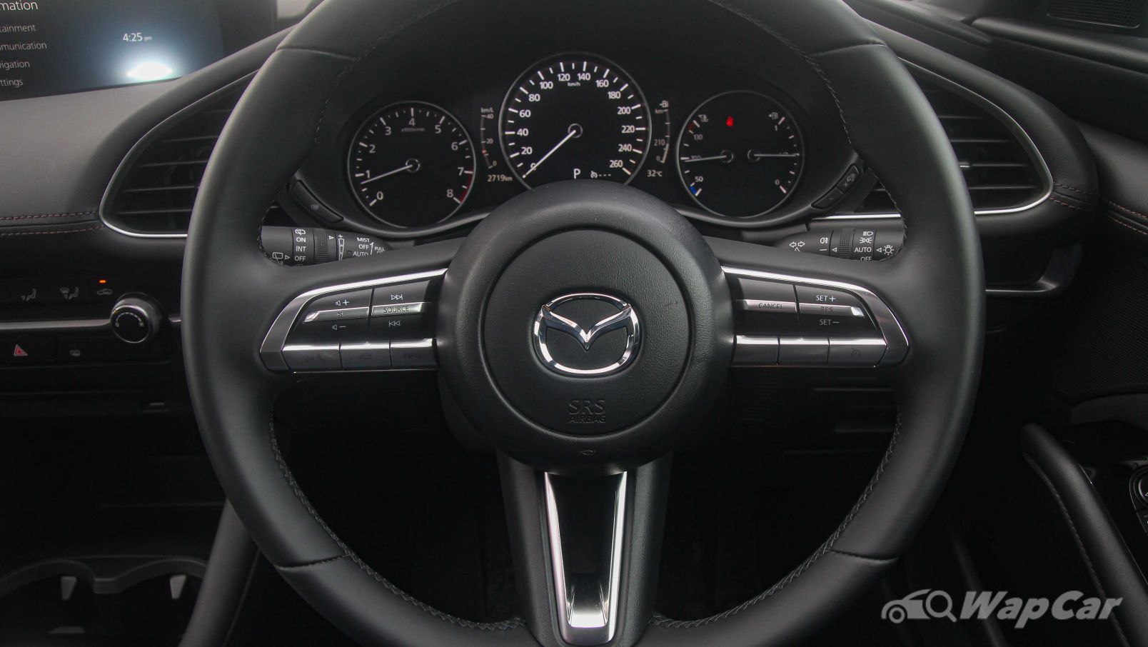 2019 Mazda 3 Liftback 1.5 SkyActiv Interior 004