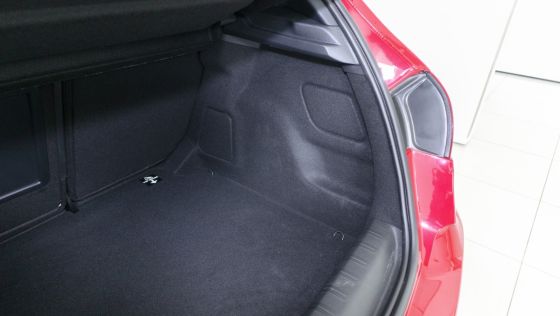 2019 Peugeot 308 GTi Interior 040