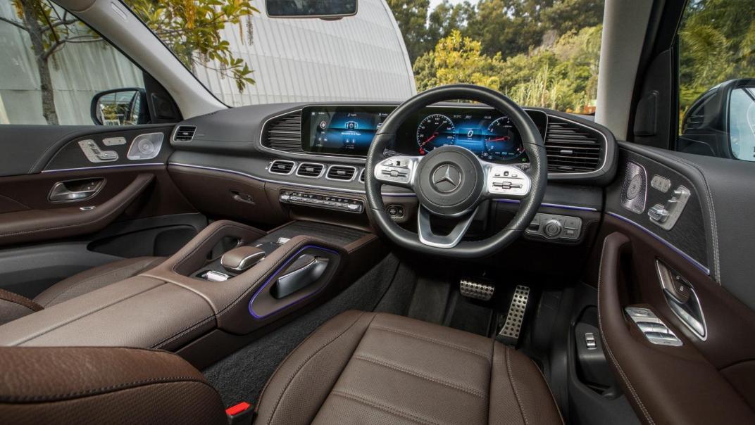 2020 Mercedes-Benz GLS 450 4Matic Interior 002
