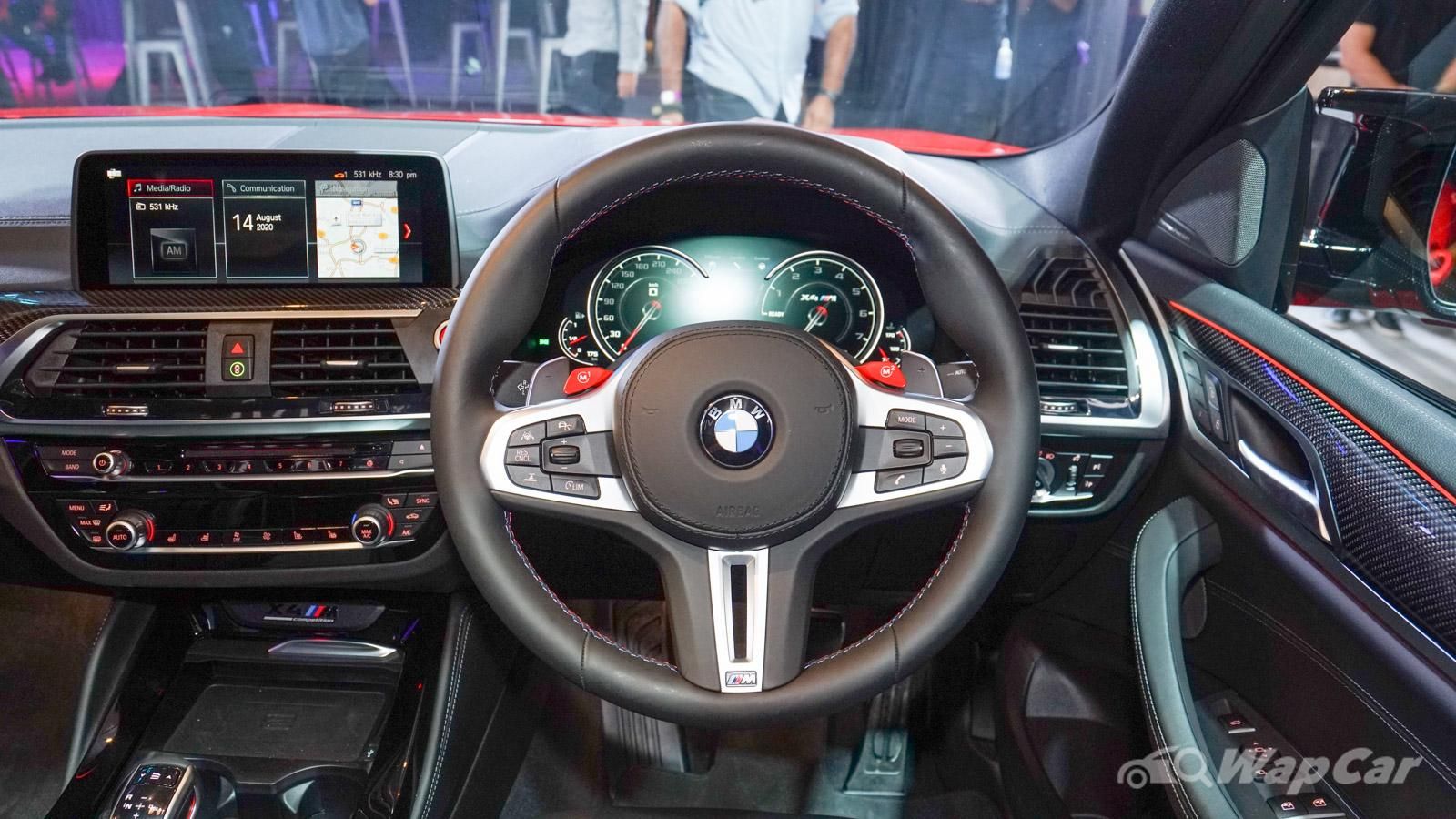 2020  BMW X4 M Competition Interior 002