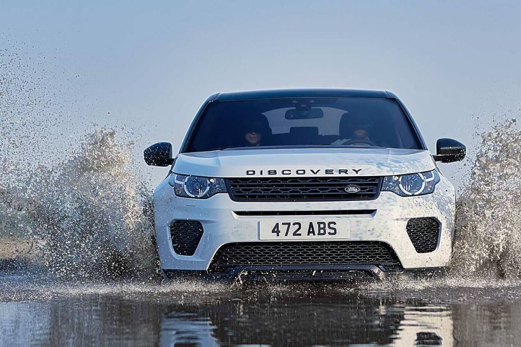 Land Rover Discovery Sport (2017) Exterior 005