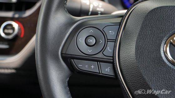 2020 Toyota Corolla Altis 1.8E Interior 006