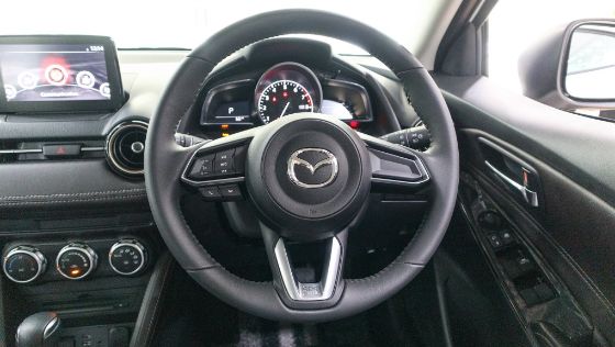 2018 Mazda 2 Hatchback 1.5 Hatchback GVC with LED Lamp Interior 005