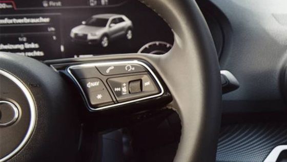 Audi Q2 (2019) Interior 004