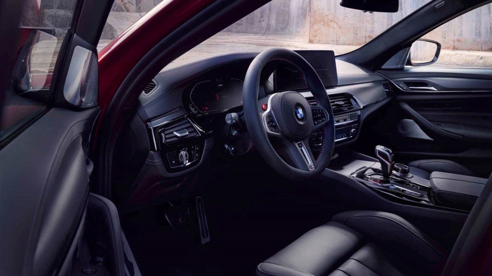 2020 BMW M5 Interior 003