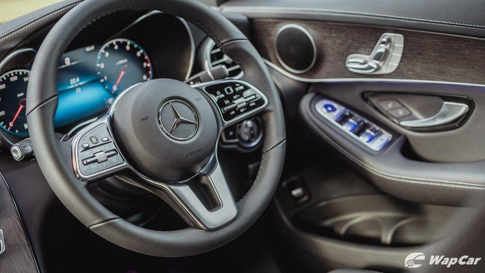 2020 Mercedes-Benz GLC 300 4Matic Interior 004