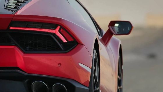 Lamborghini Huracán (2017) Exterior 009