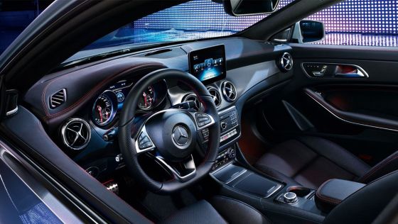 2018 Mercedes-Benz CLA 200 Night Edition Interior 002
