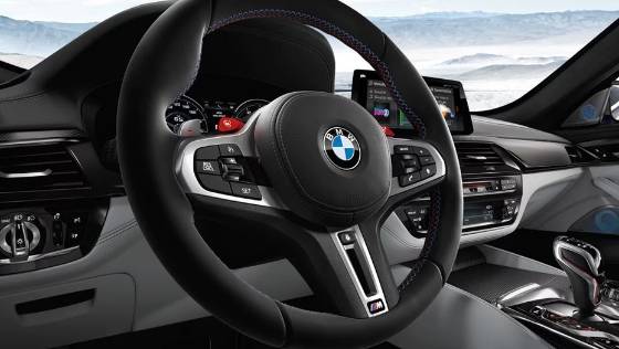 BMW M5 (2019) Interior 002