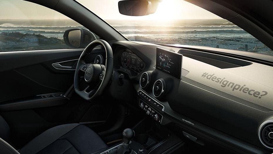 Audi Q5 (2019) Interior 001