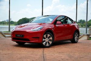 Tesla replaces Model Y SR RWD with LR RWD in the US, 100 km more range for USD 2k more