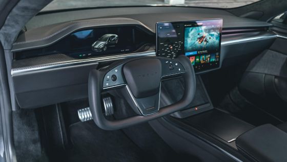 2022 Tesla Model S AWD Interior 006