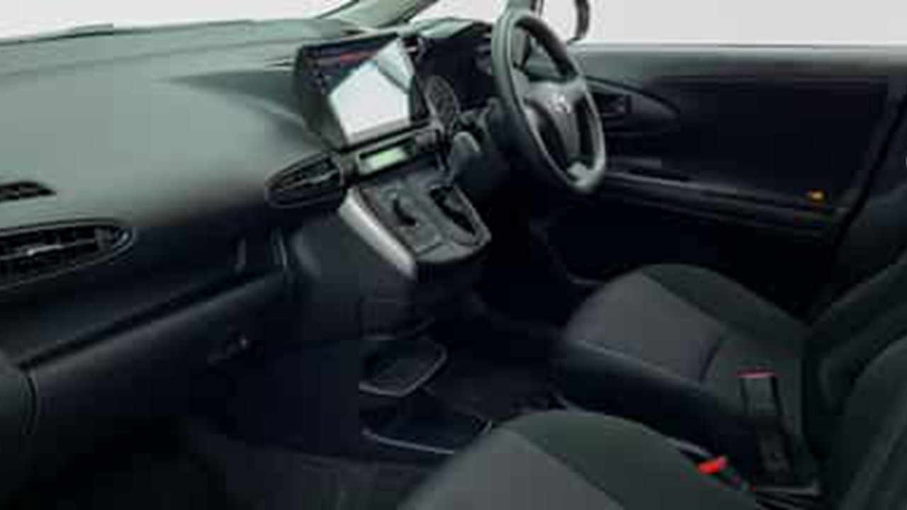 2017 Toyota Wish 2.0L Z Interior 002